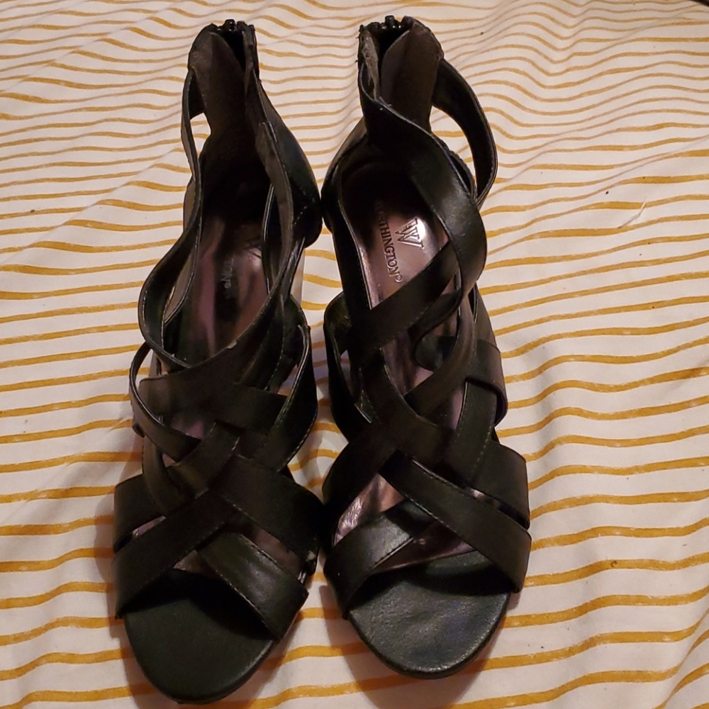 Worthington Wedges size 7  Super Adorable 👌😍